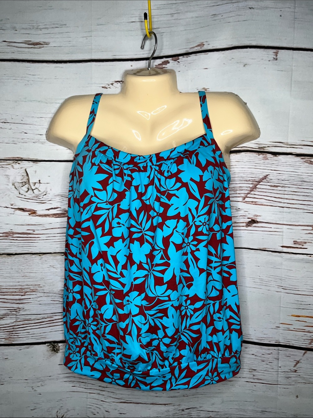 Lands’ End NWT Size 10 Red - Blue Floral Print Bathing Suit Tankini Top